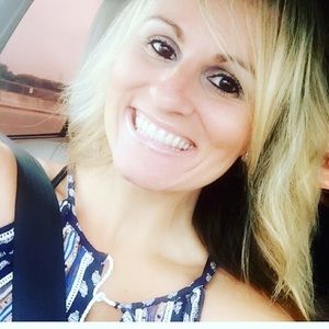 Meet your Posher, Angie